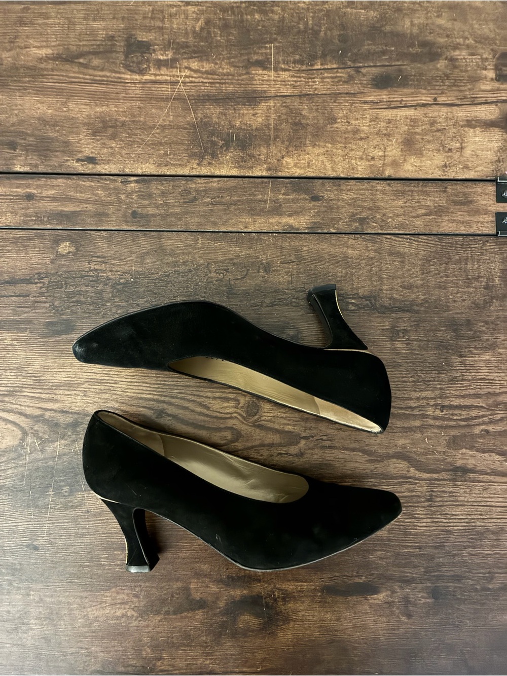 St. John Black Suede Classic Mid-Heel Pumps